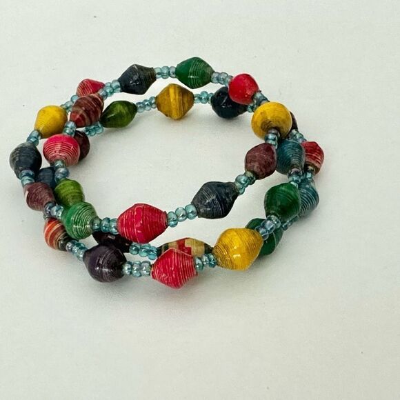 Multi colored  paper  beaded wrap bracelet - Picture 8 of 8